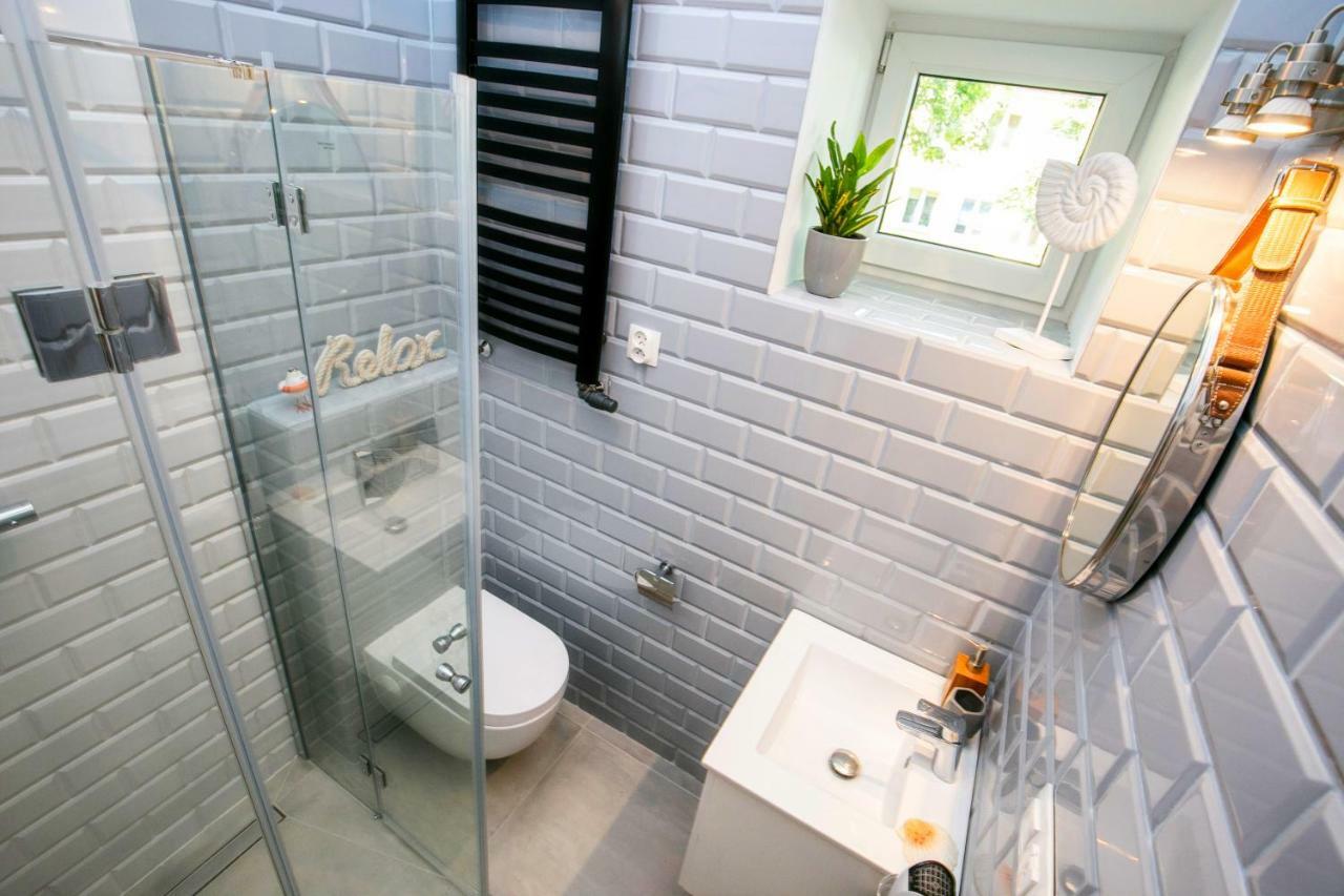 Berg Apartament Red Obok Starego Miasta Gdańsk Exterior foto